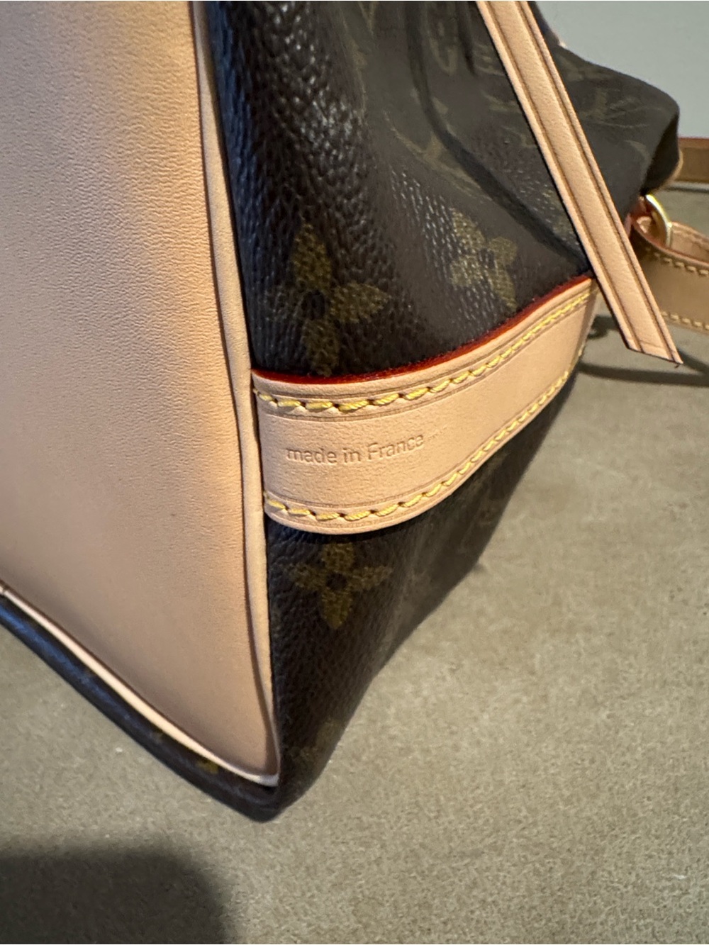 Louis Vuitton Monogram Petit Noe Bucket Bag - Picture 4 of 15